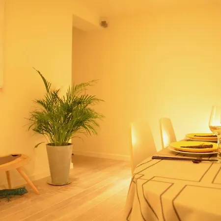 Sunny Central Urban Loft アパート *