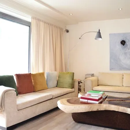 Sunny Central Urban Loft ヘント