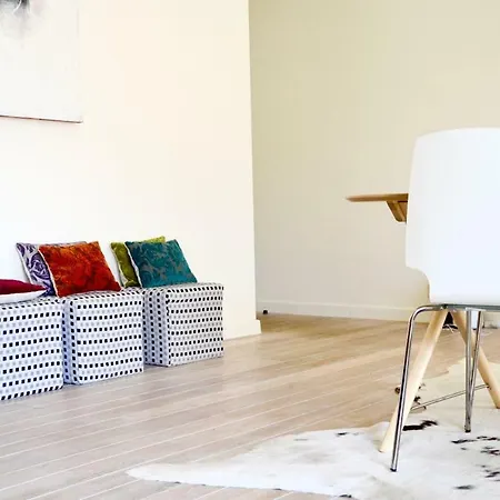 Sunny Central Urban Loft * ヘント