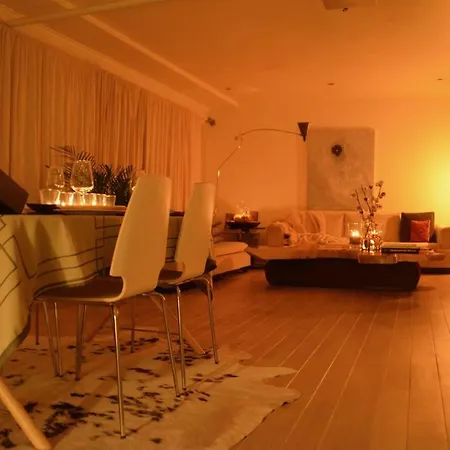 Sunny Central Urban Loft ヘント
