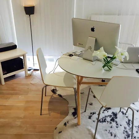 Sunny Central Urban Loft 아파트 *